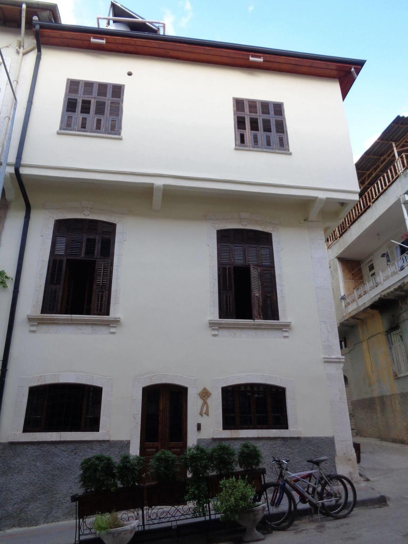 Fi Hostel Harbiye Exterior photo